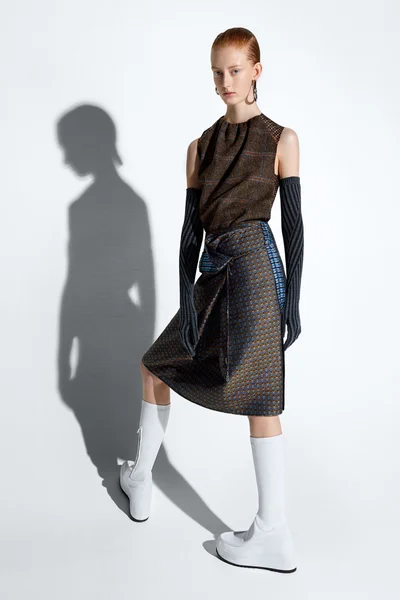 Look 13